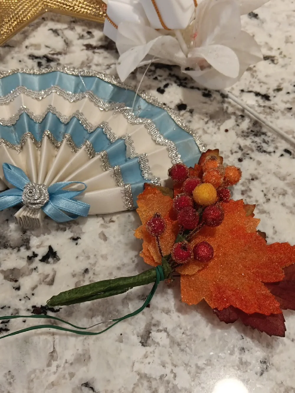Misc gift wrap toppers